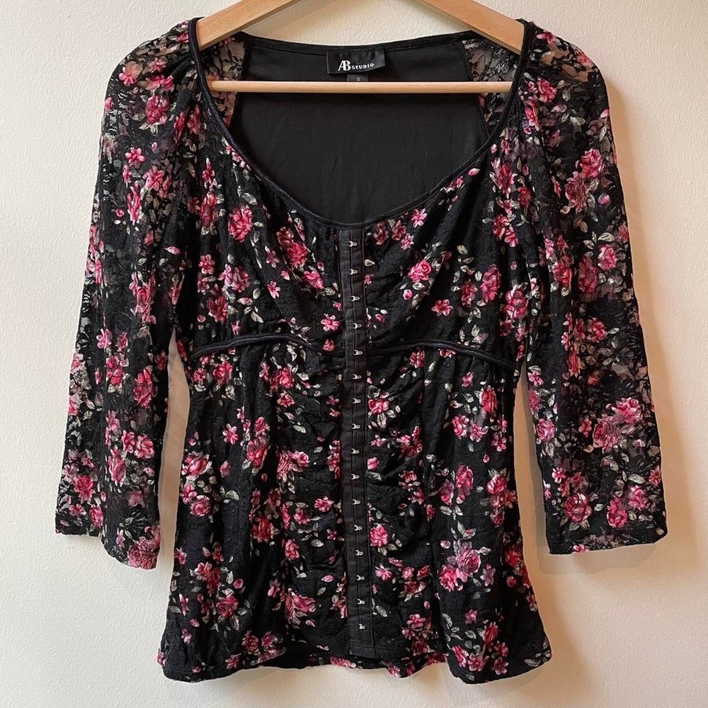 Floral Lace Corset Style Top